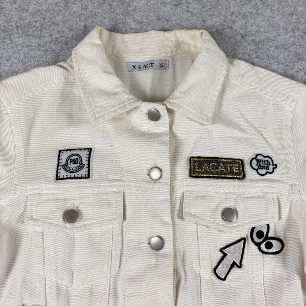 XACT Womens Small White Button Up Denim Jean Jacket w/ Allover Patches - FLAWED - Picture 3 of 16